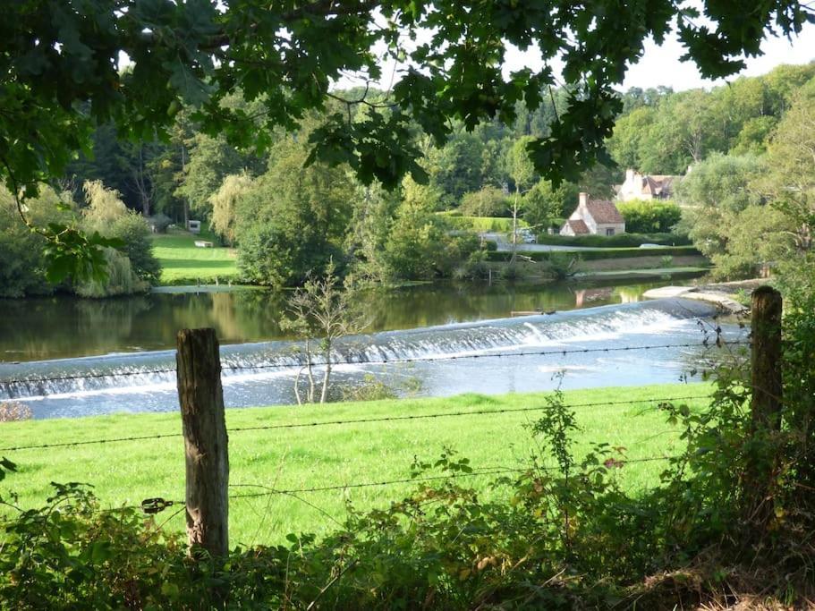 L'Aigrette Moderne, Ensoleille Et Bien Place Thury-Harcourt-le-Hom Exterior foto