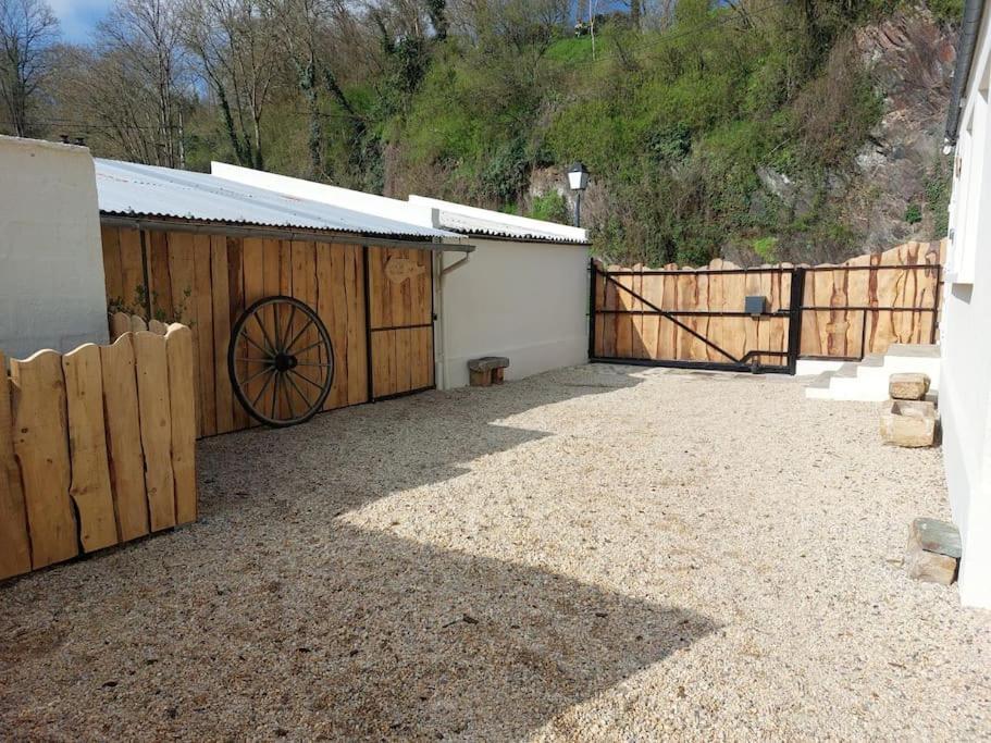 L'Aigrette Moderne, Ensoleille Et Bien Place Thury-Harcourt-le-Hom Exterior foto